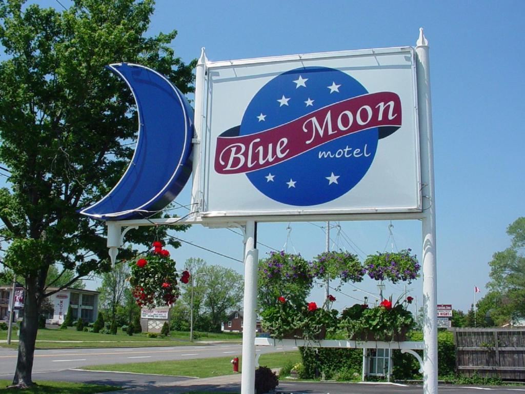 Blue Moon Motel Niagara Falls Exterior photo